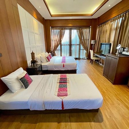 Risasinee Spa & Resort Нан Екстериор снимка