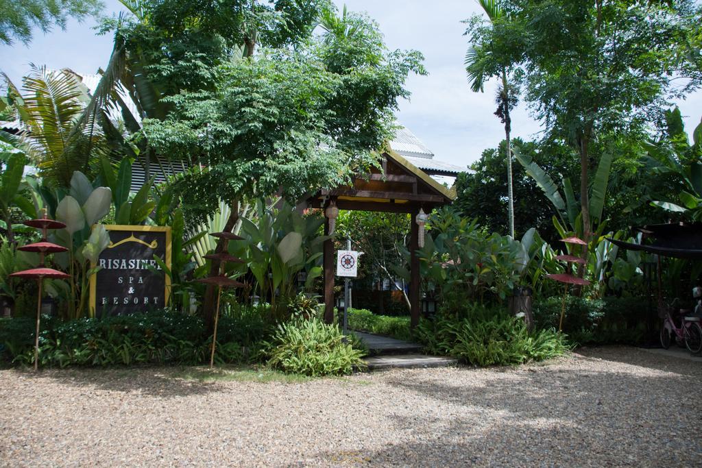 Risasinee Spa & Resort Нан Екстериор снимка
